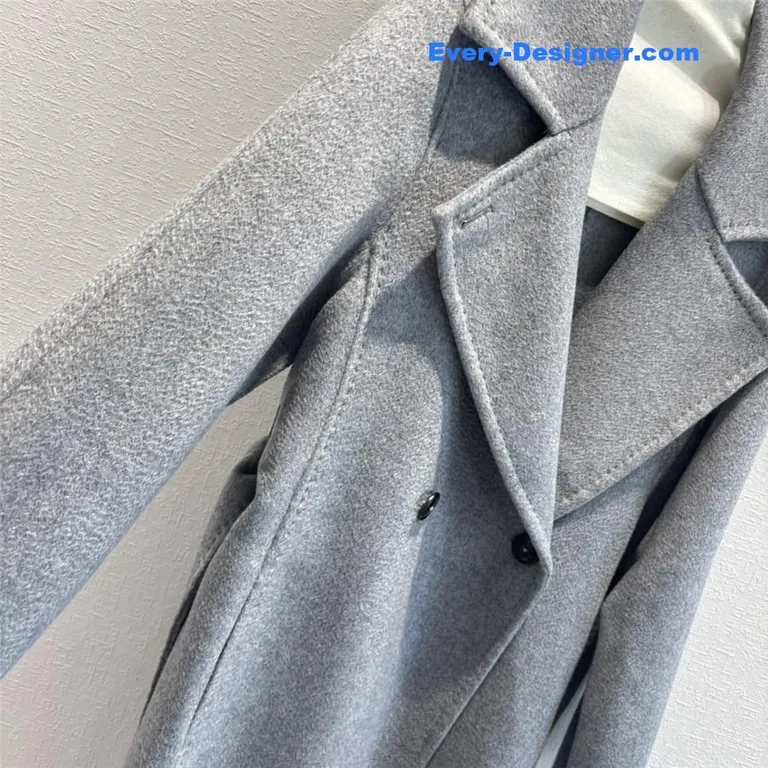 Hermès cashmere coat with large lapels